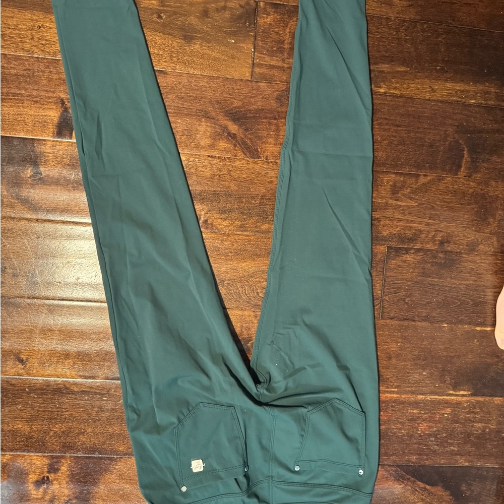 Freddy wr up pants size 6 green nwot